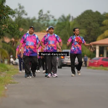 Runner Photo 7613300