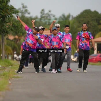 Runner Photo 7613301