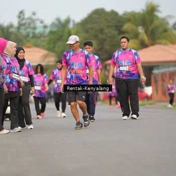 Runner Photo 7613332