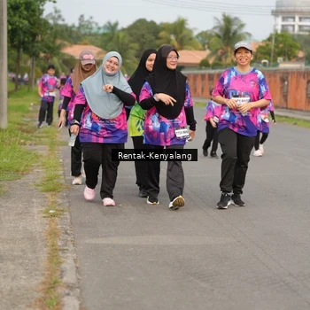 Runner Photo 7613343