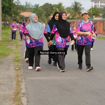 Runner Photo 7613353