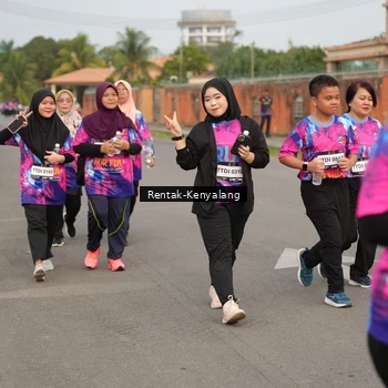 Runner Photo 7613357
