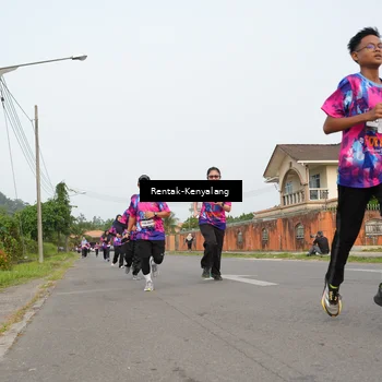 Runner Photo 7613381