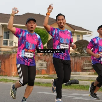 Runner Photo 7613393