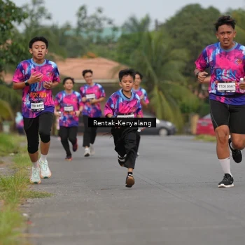 Runner Photo 7613402