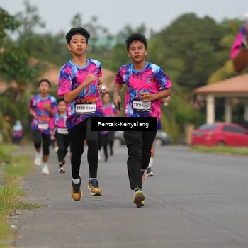 Runner Photo 7613406