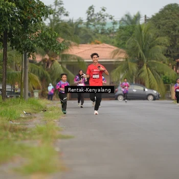 Runner Photo 7613411