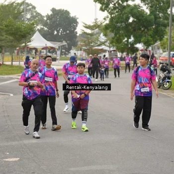 Runner Photo 7613426