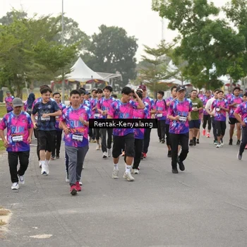 Runner Photo 7613439