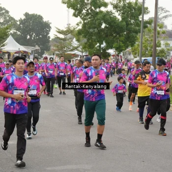 Runner Photo 7613444