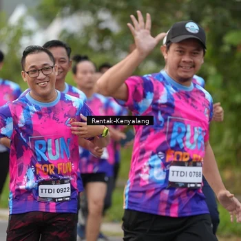 Runner Photo 7613467