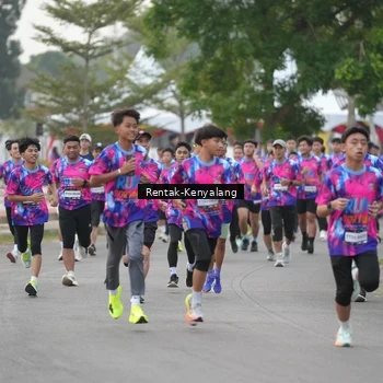 Runner Photo 7613481