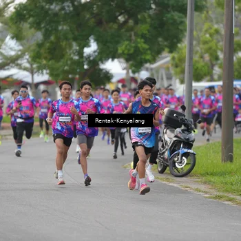 Runner Photo 7613484
