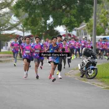 Runner Photo 7613485