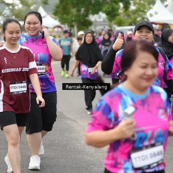 Runner Photo 7613494