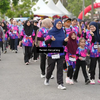 Runner Photo 7613503