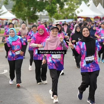 Runner Photo 7613519