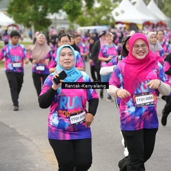 Runner Photo 7613522