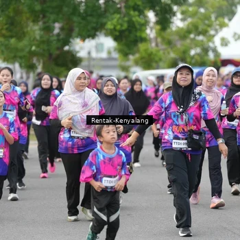 Runner Photo 7613524