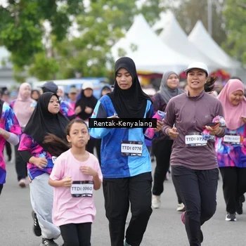 Runner Photo 7613526