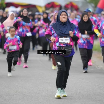 Runner Photo 7613533