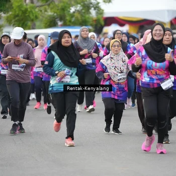 Runner Photo 7613536