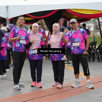 Runner Photo 7613544