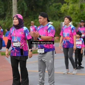 Runner Photo 7613553