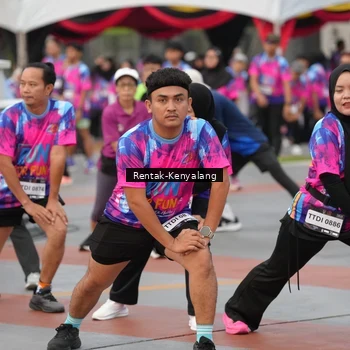 Runner Photo 7613561