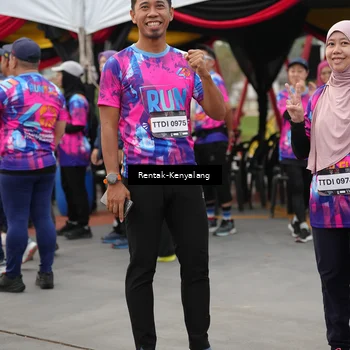 Runner Photo 7613563