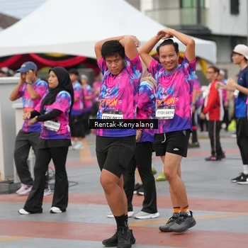 Runner Photo 7613575