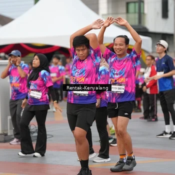 Runner Photo 7613578