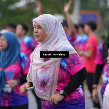 Runner Photo 7613591