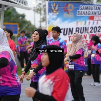 Runner Photo 7613594