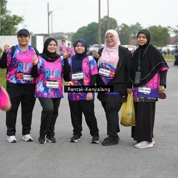 Runner Photo 7613612
