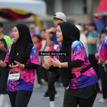 Runner Photo 7613632