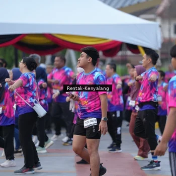 Runner Photo 7613640