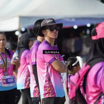 Runner Photo 7613645