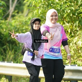 Runner Photo 7613667