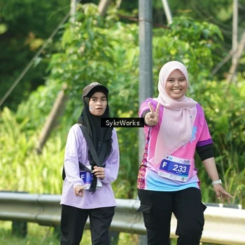 Runner Photo 7613673
