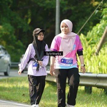 Runner Photo 7613675