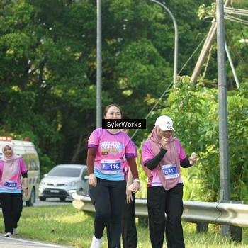 Runner Photo 7613678