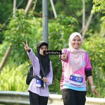 Runner Photo 7613680