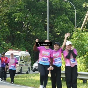 Runner Photo 7613683