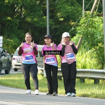 Runner Photo 7613689