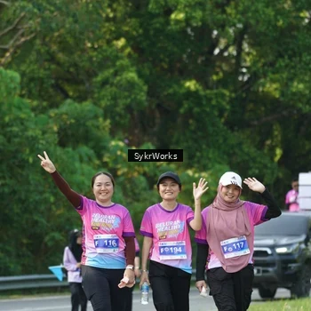 Runner Photo 7613695