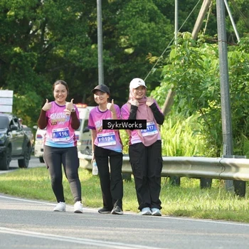 Runner Photo 7613696
