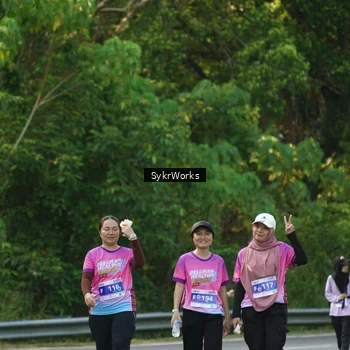 Runner Photo 7613706
