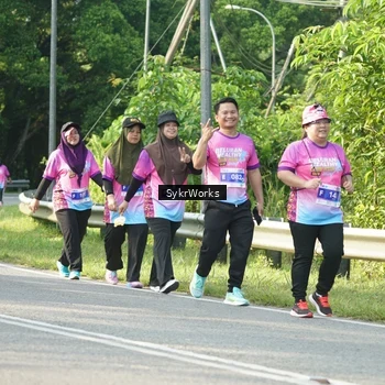 Runner Photo 7613731