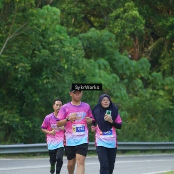 Runner Photo 7614763